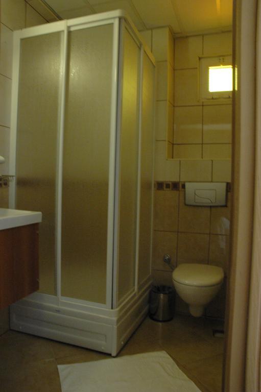 Ercan Han Hotel 伊丘美勒 客房 照片