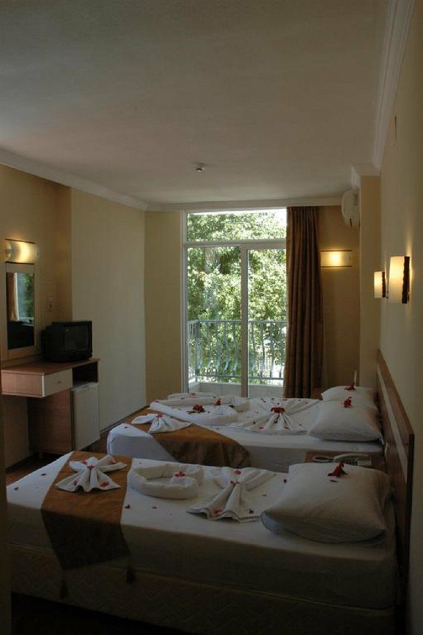 Ercan Han Hotel 伊丘美勒 外观 照片